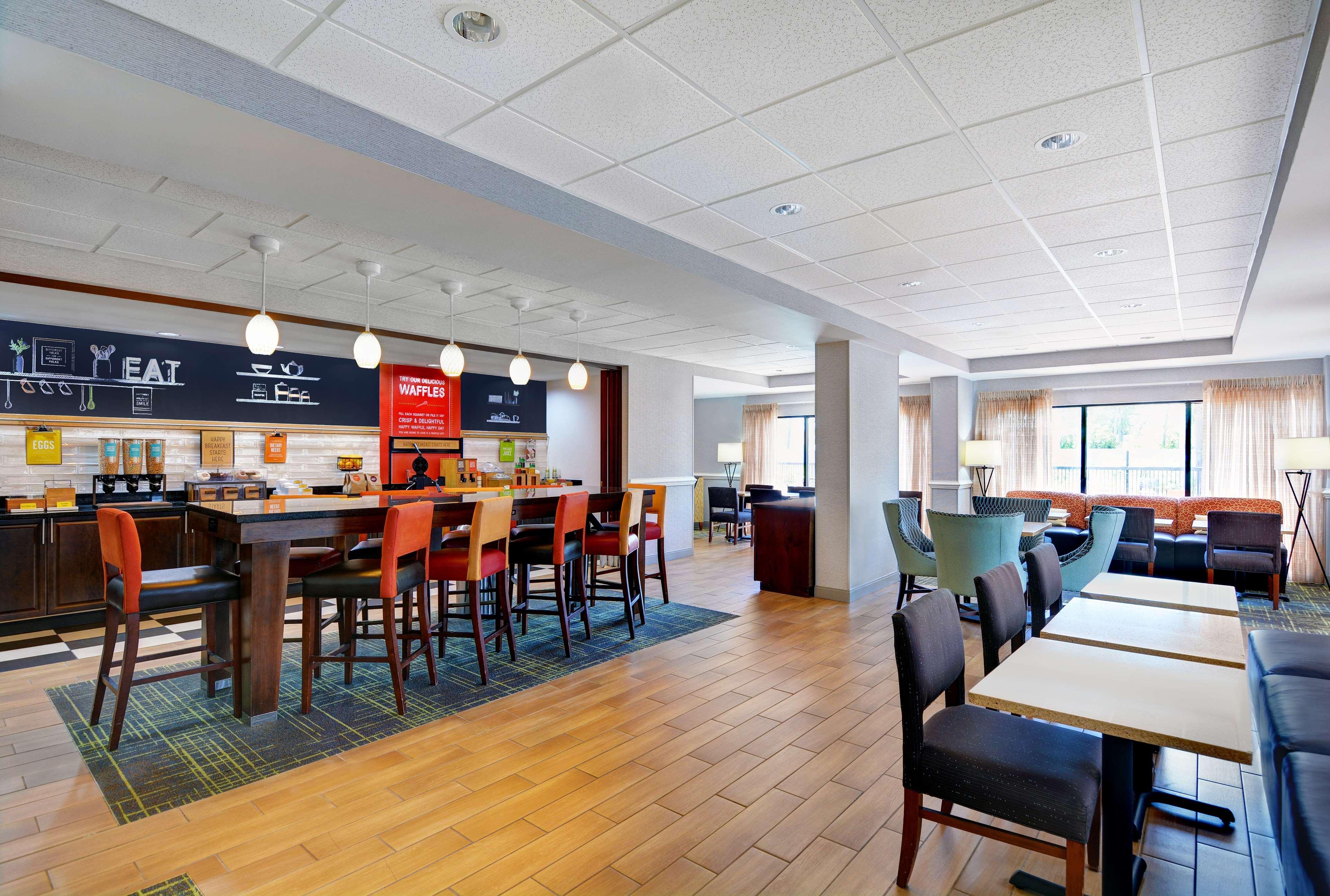 Hampton Inn By Hilton Panama City Beach Upper Grand Lagoon Extérieur photo
