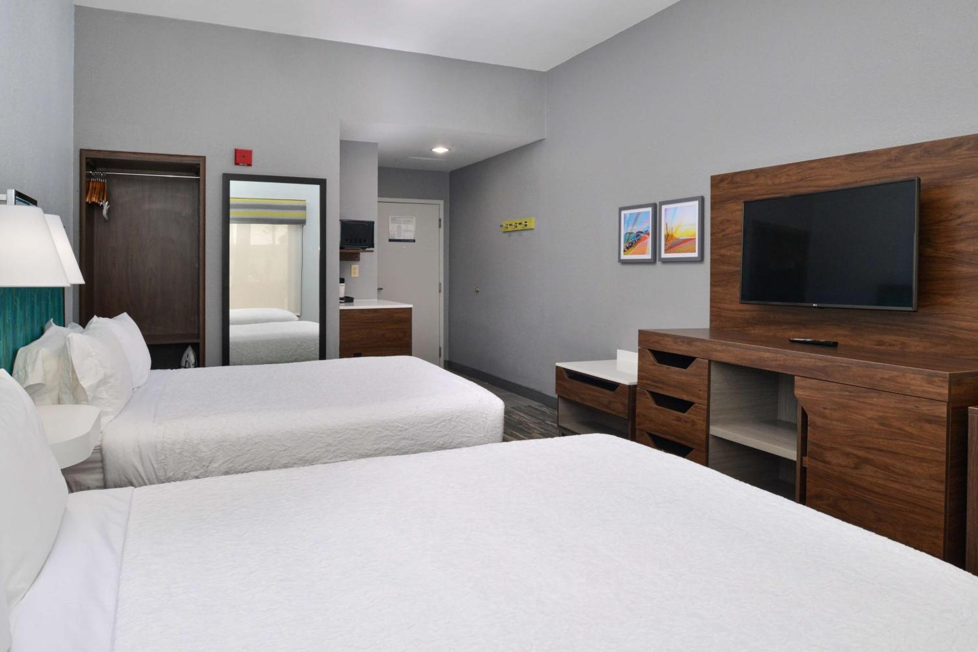 Hampton Inn By Hilton Panama City Beach Upper Grand Lagoon Extérieur photo