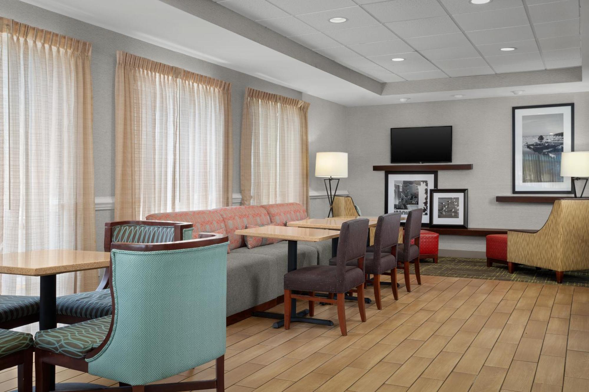 Hampton Inn By Hilton Panama City Beach Upper Grand Lagoon Extérieur photo